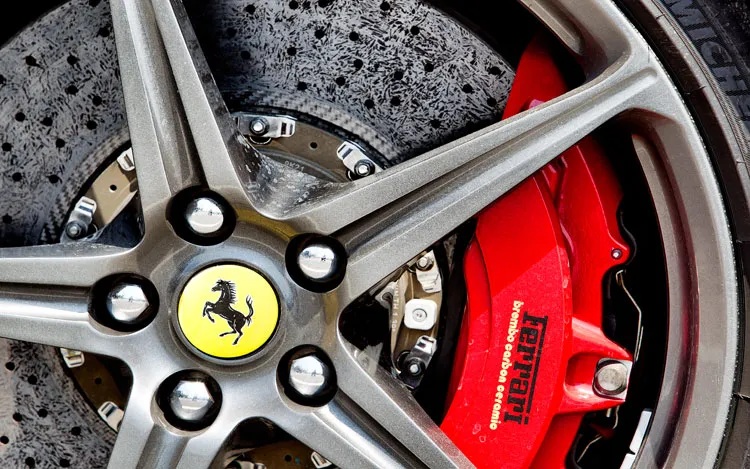 Detail and atmosphere