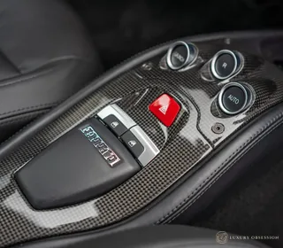 Ferrari 458 Italia Mittelkonsole